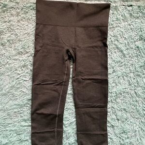 Lululemon Ribbed Dark Green Leggings